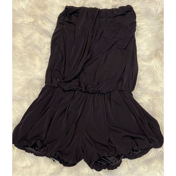 *SOLD* Nikibiki Black Sleevrless Romper Loungewear Short-set Size Small - Picture 1 of 3